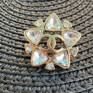 Elegant Gold and Silver Brooch